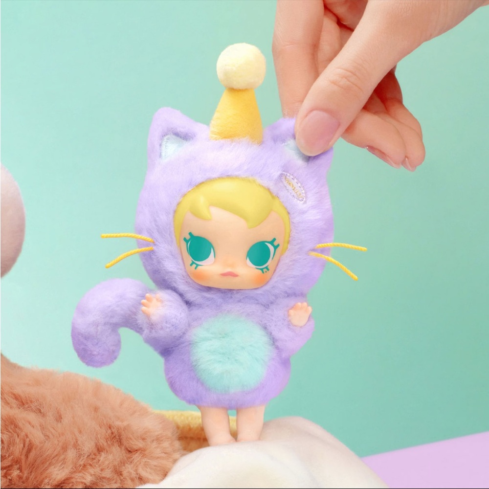 Pop Mart Baby Molly Pocket Friends Serie Vinyl Plush Pendant Leave Me Alone